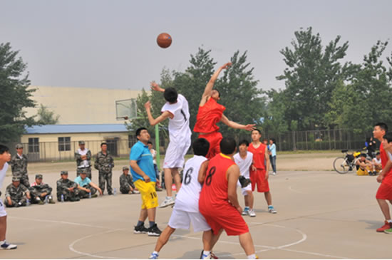 南部战区空军：任何搅局南海的军事活动尽在掌握